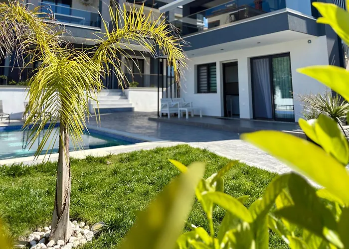 Platinum Apartment With Pool