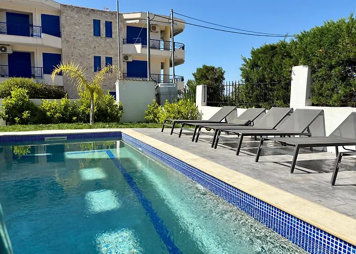 Platinum Apartment With Pool