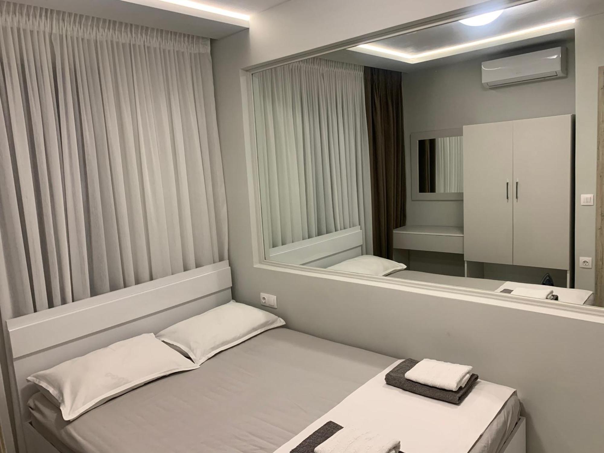 Platinum With Pool Kallithea (Chalkidiki)